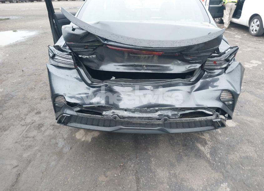 Photo 6 of 2023 Kia Forte GT-LINE (VIN 3KPF54AD9PE532899)