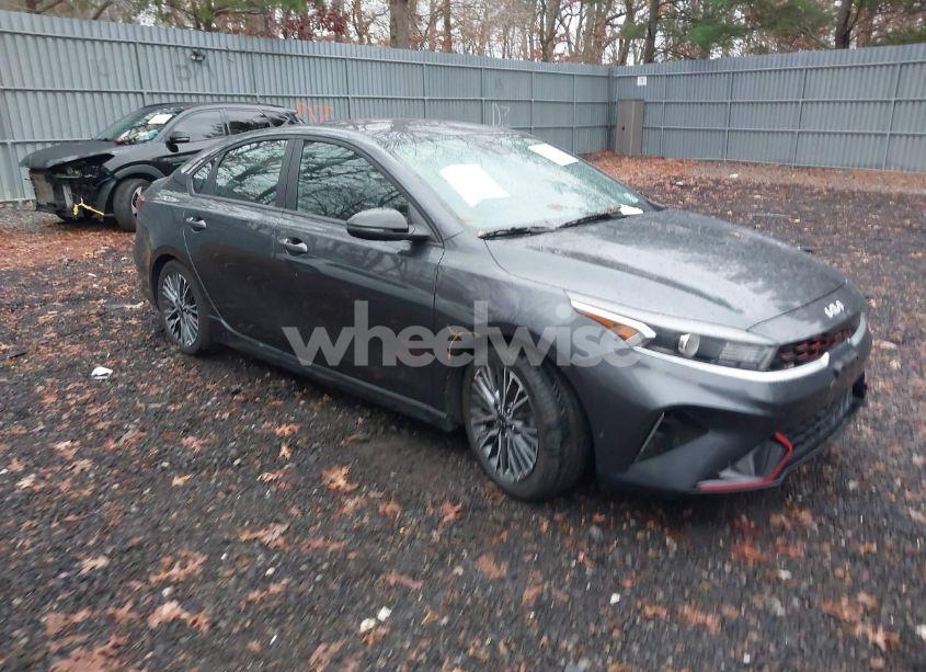 2023 Kia Forte GT-LINE (VIN 3KPF54AD9PE536144) main photo