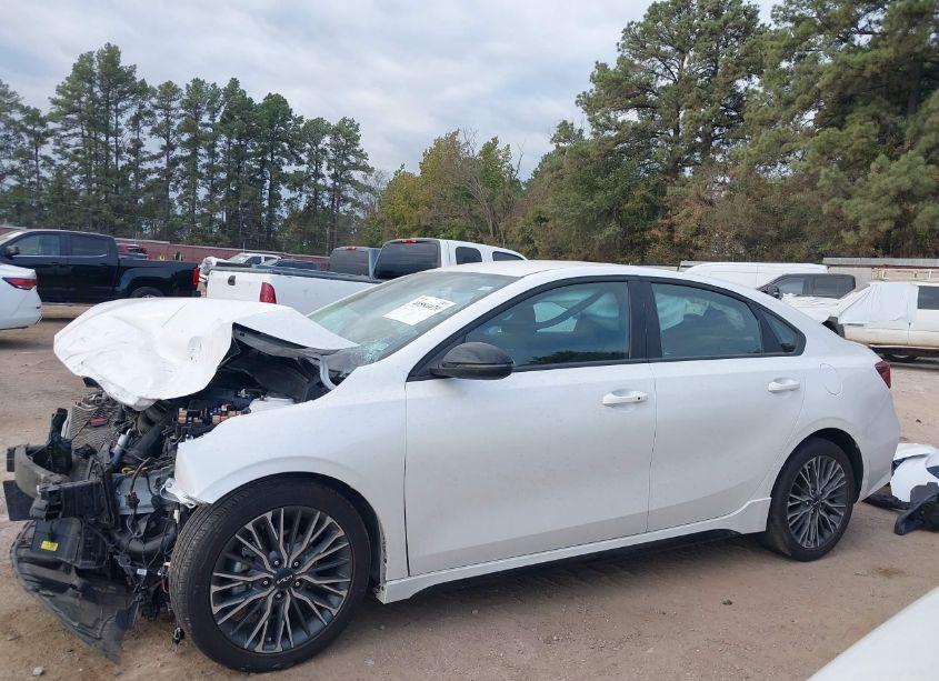 Photo 14 of 2023 Kia Forte GT-LINE (VIN 3KPF54AD9PE615619)