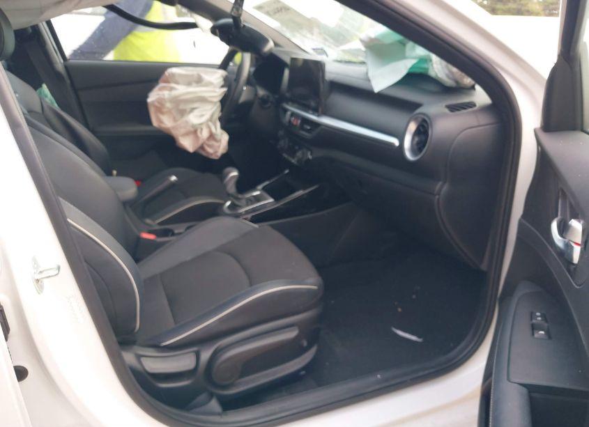 Photo 5 of 2023 Kia Forte GT-LINE (VIN 3KPF54AD9PE615619)