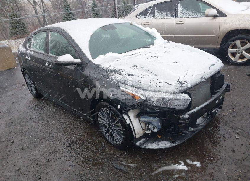 2023 Kia Forte GT-LINE (VIN 3KPF54AD9PE660267) main photo