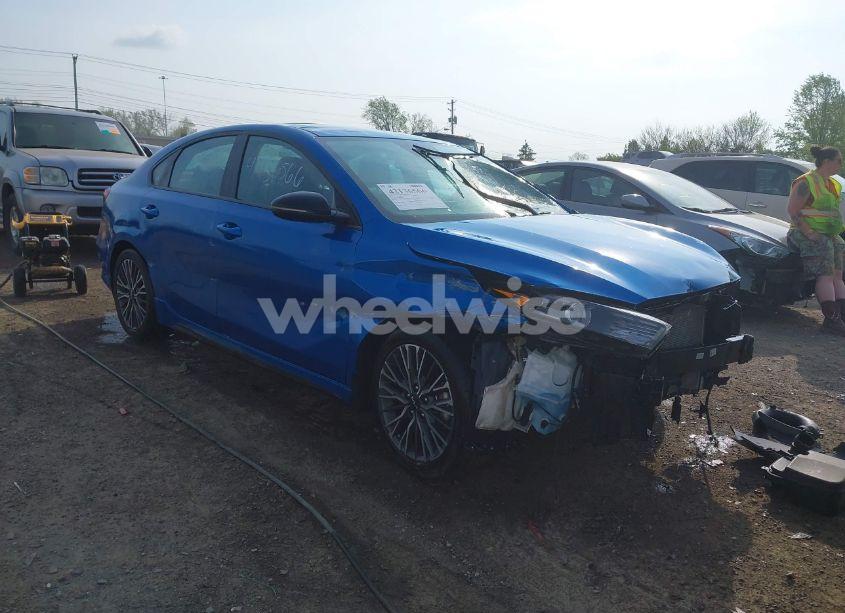 2024 Kia Forte GT-LINE (VIN 3KPF54AD9RE703122) main photo