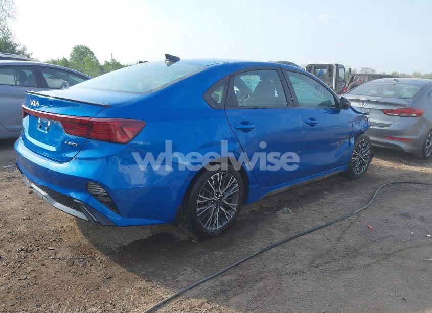 Photo 4 of 2024 Kia Forte GT-LINE (VIN 3KPF54AD9RE703122)