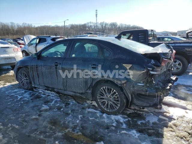 2024 KIA FORTE GT LINE (VIN 3KPF54AD9RE756662) main photo