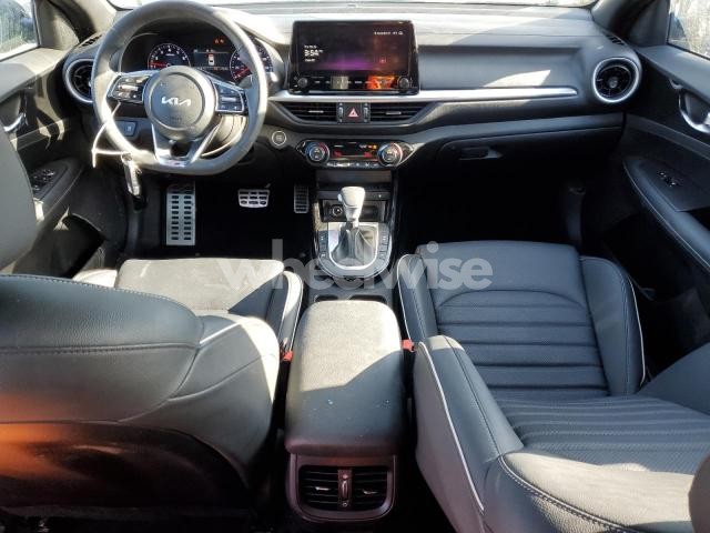 Photo 6 of 2024 KIA FORTE GT LINE (VIN 3KPF54AD9RE756662)