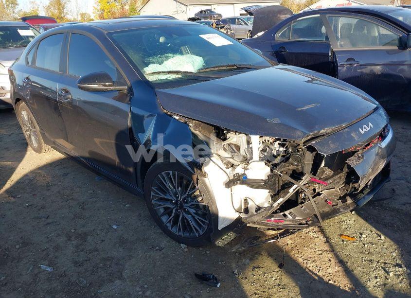 2024 Kia Forte GT-LINE (VIN 3KPF54AD9RE797051) main photo