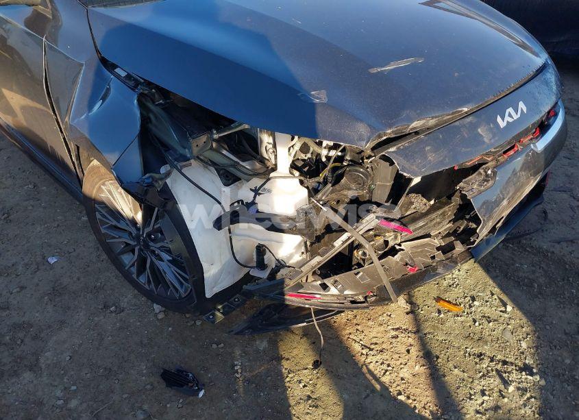 Photo 6 of 2024 Kia Forte GT-LINE (VIN 3KPF54AD9RE797051)