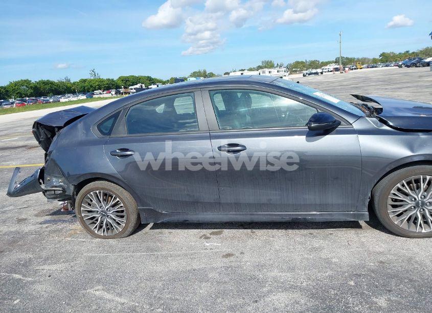 Photo 13 of 2024 Kia Forte GT-LINE (VIN 3KPF54AD9RE799558)