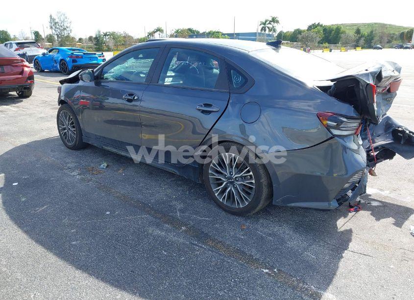 Photo 3 of 2024 Kia Forte GT-LINE (VIN 3KPF54AD9RE799558)