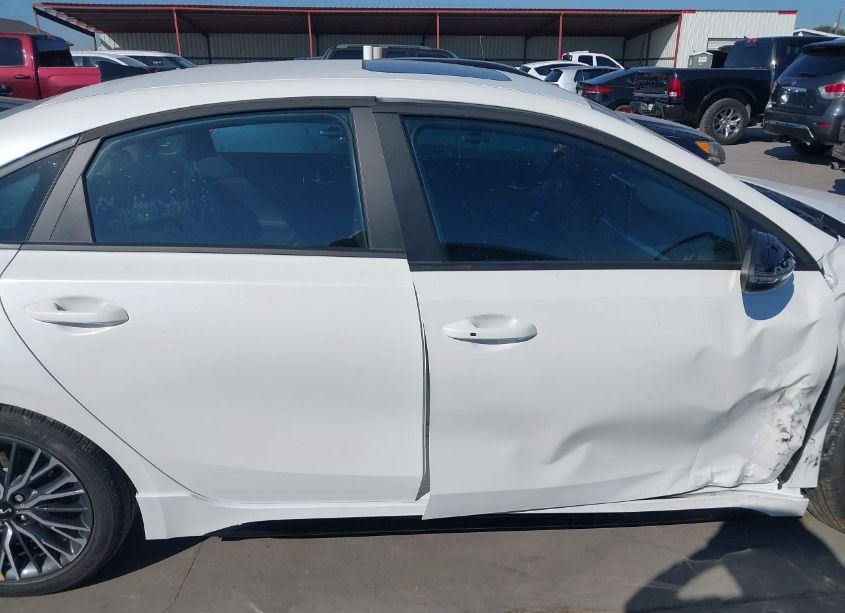 Photo 13 of 2024 Kia Forte GT-LINE (VIN 3KPF54AD9RE807111)