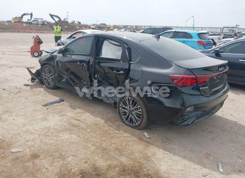 Photo 3 of 2024 Kia Forte GT-LINE (VIN 3KPF54AD9RE820957)