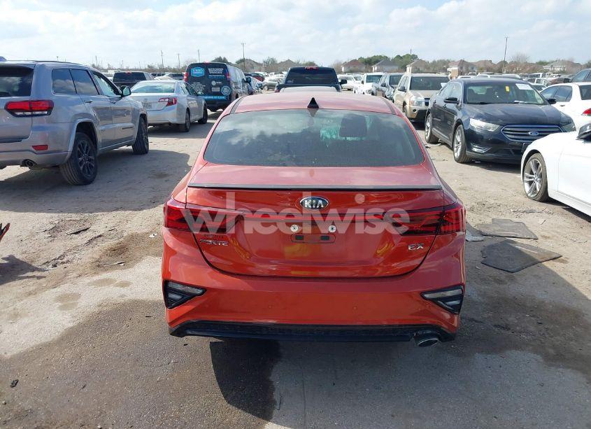 Photo 16 of 2019 Kia Forte EX (VIN 3KPF54ADXKE069261)