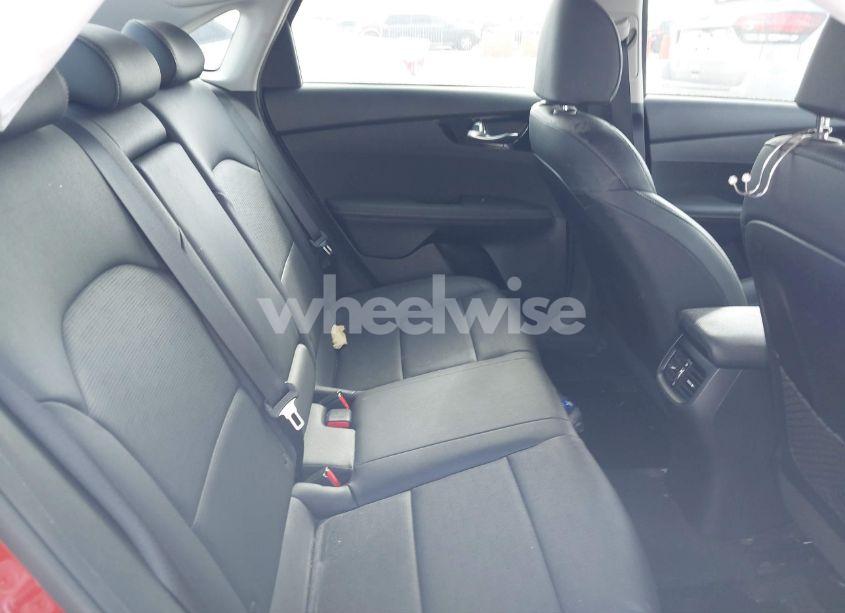 Photo 8 of 2019 Kia Forte EX (VIN 3KPF54ADXKE069261)