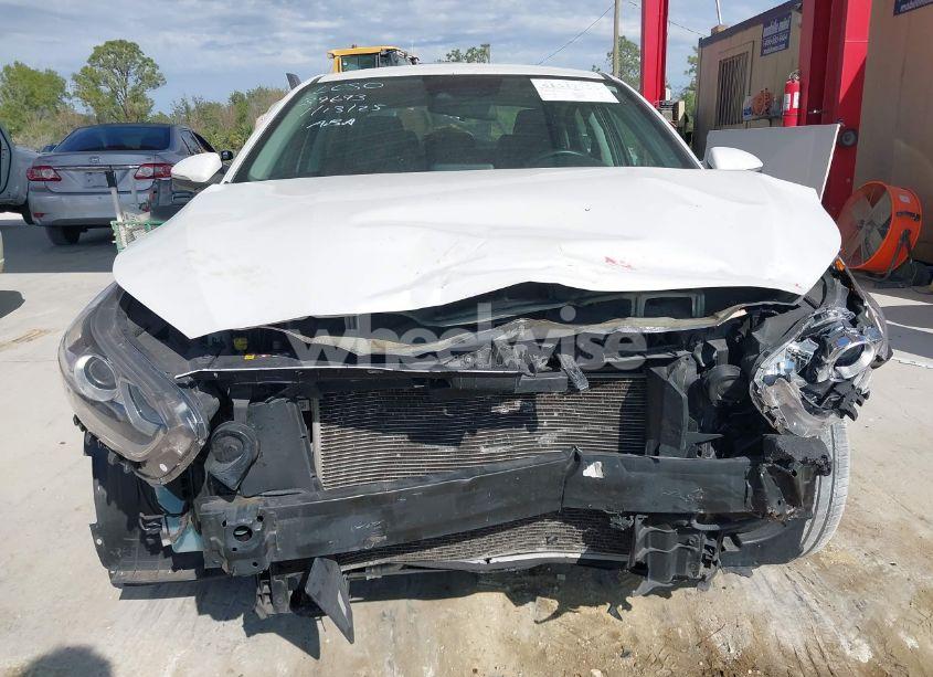 Photo 6 of 2020 Kia Forte EX (VIN 3KPF54ADXLE146714)