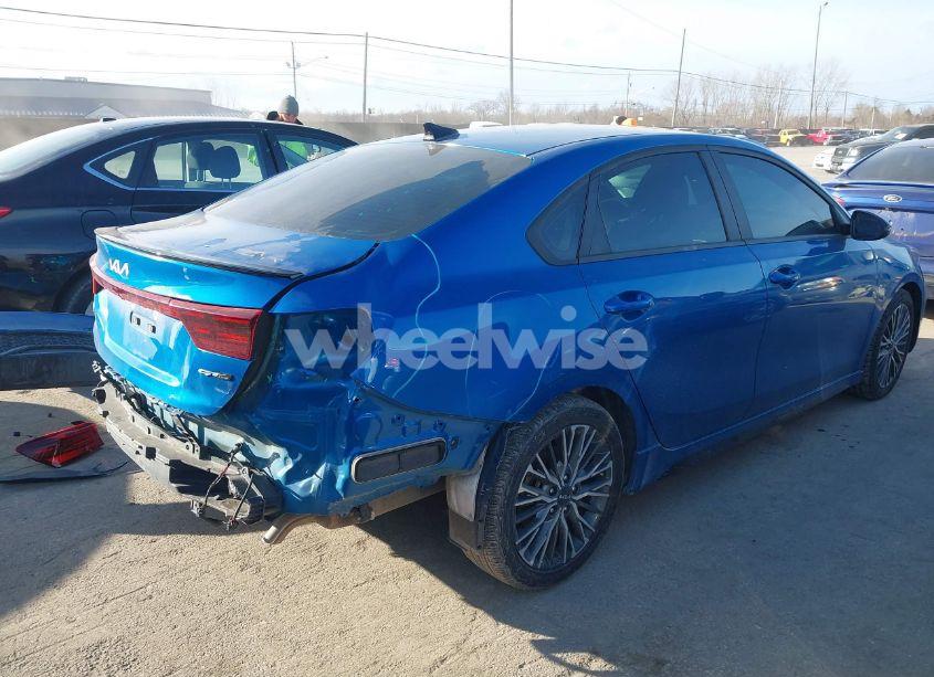 Photo 4 of 2022 Kia Forte GT-LINE (VIN 3KPF54ADXNE422571)