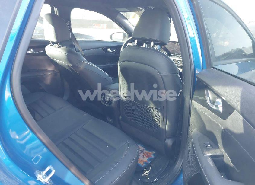 Photo 8 of 2022 Kia Forte GT-LINE (VIN 3KPF54ADXNE422571)