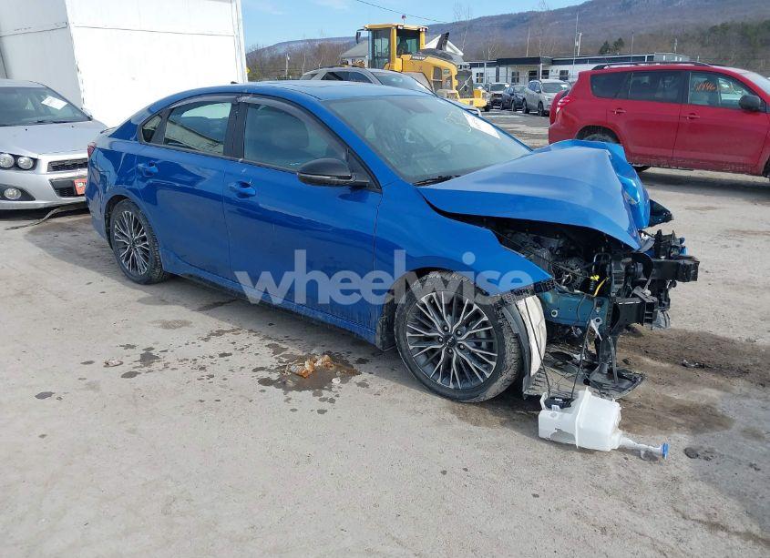 2022 Kia Forte GT-LINE (VIN 3KPF54ADXNE453724) main photo