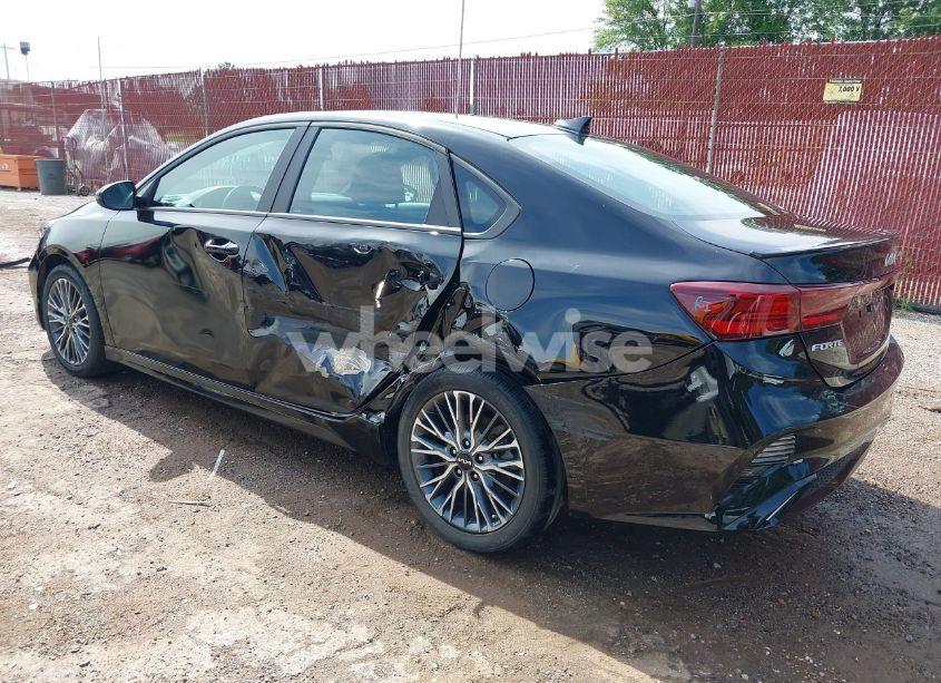 Photo 3 of 2022 Kia Forte GT-LINE (VIN 3KPF54ADXNE478445)