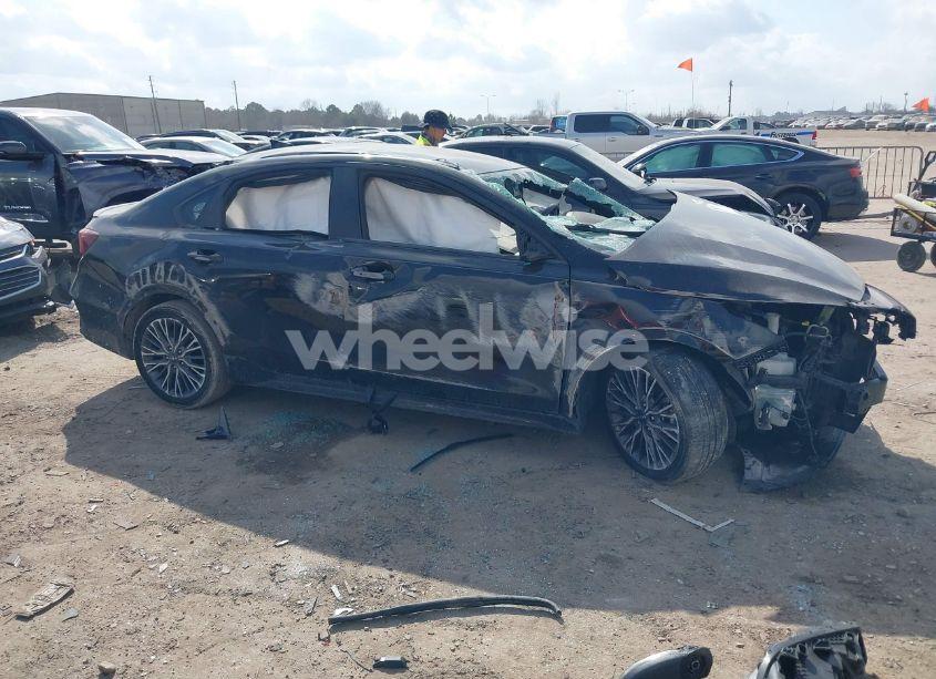 Photo 13 of 2023 Kia Forte GT-LINE (VIN 3KPF54ADXPE548674)