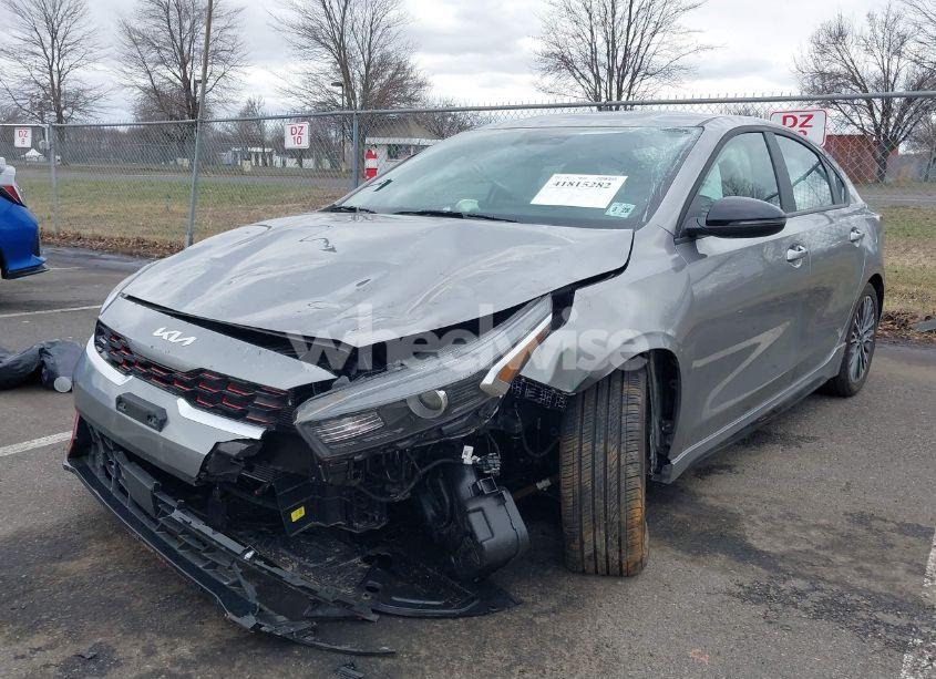 Photo 2 of 2023 Kia Forte GT-LINE (VIN 3KPF54ADXPE576541)