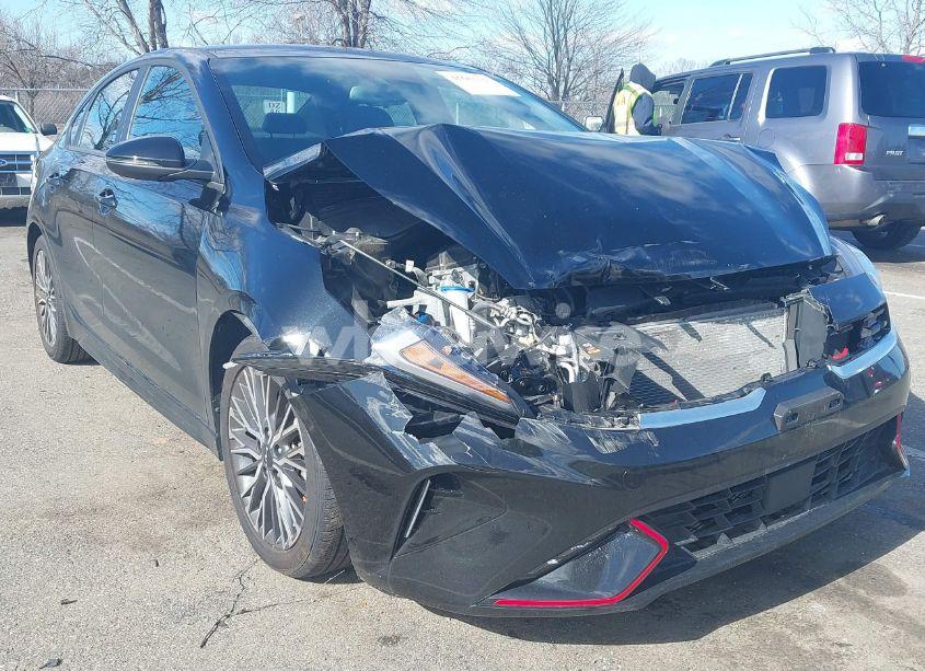 2023 Kia Forte GT-LINE (VIN 3KPF54ADXPE580248) main photo