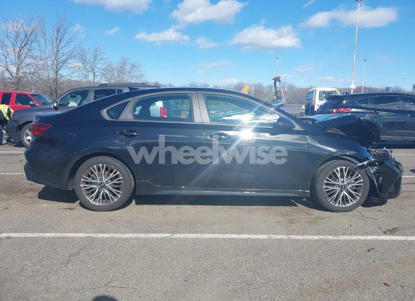 Photo 13 of 2023 Kia Forte GT-LINE (VIN 3KPF54ADXPE580248)