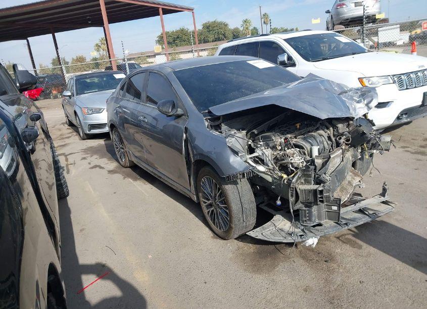 2023 Kia Forte GT-LINE (VIN 3KPF54ADXPE582100) main photo