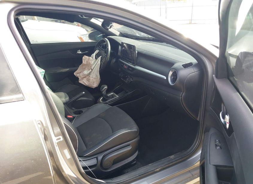 Photo 5 of 2023 Kia Forte GT-LINE (VIN 3KPF54ADXPE582100)