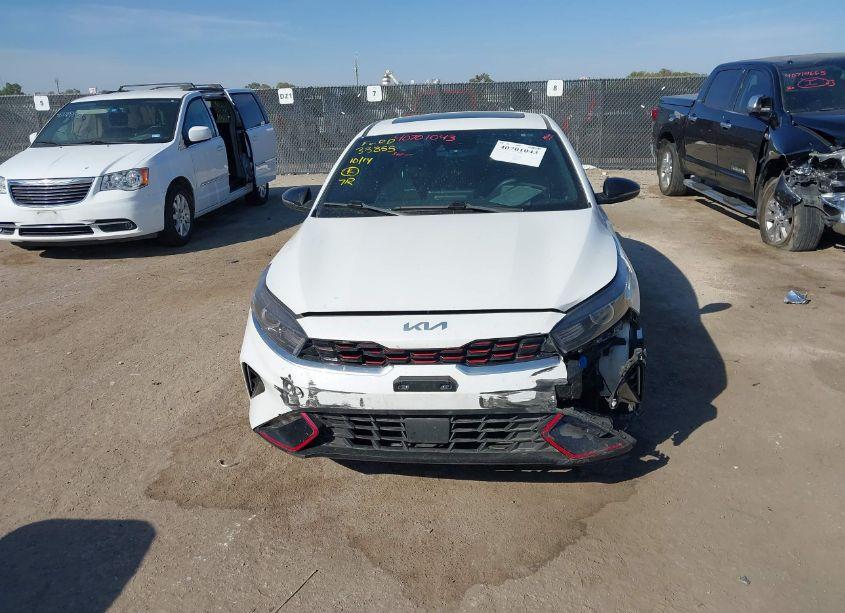 Photo 12 of 2023 Kia Forte GT-LINE (VIN 3KPF54ADXPE599172)