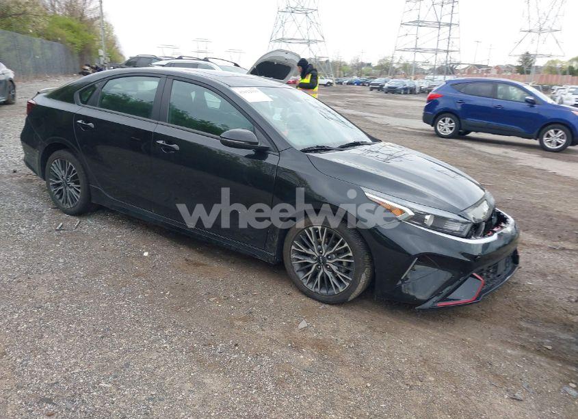2023 Kia Forte GT-LINE (VIN 3KPF54ADXPE627228) main photo