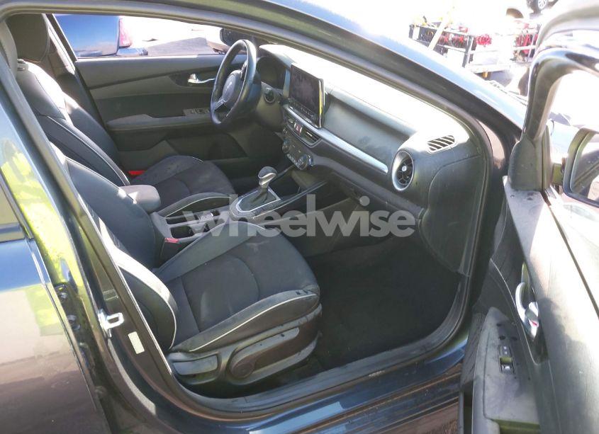 Photo 5 of 2023 Kia Forte GT-LINE (VIN 3KPF54ADXPE666577)