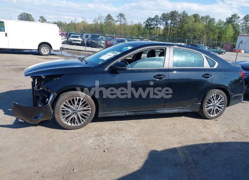 Photo 15 of 2023 Kia Forte GT-LINE (VIN 3KPF54ADXPE686117)