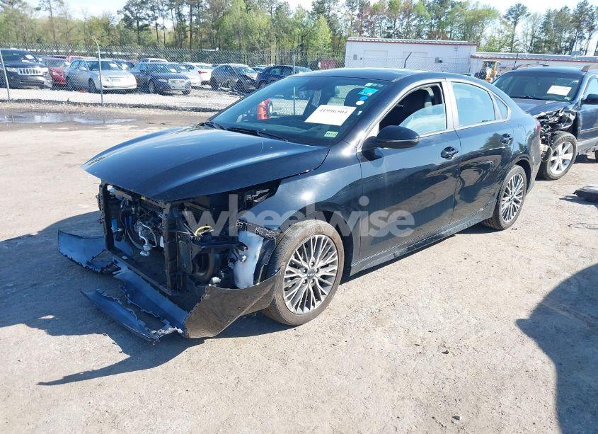 Photo 2 of 2023 Kia Forte GT-LINE (VIN 3KPF54ADXPE686117)