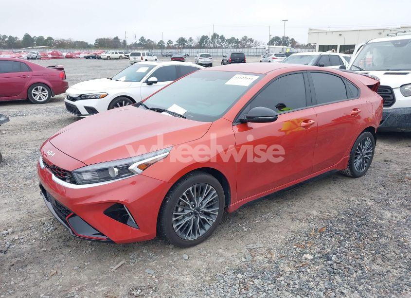 Photo 2 of 2024 Kia Forte GT-LINE (VIN 3KPF54ADXRE698447)