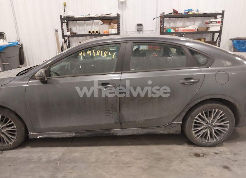 Photo 14 of 2024 Kia Forte GT-LINE (VIN 3KPF54ADXRE738669)