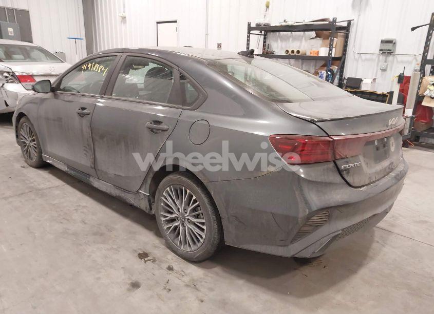 Photo 3 of 2024 Kia Forte GT-LINE (VIN 3KPF54ADXRE738669)