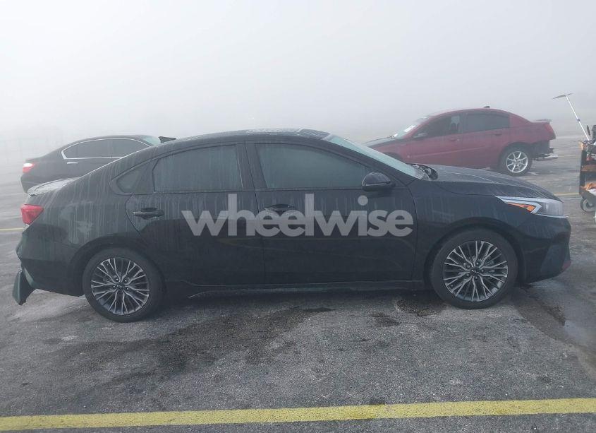 Photo 13 of 2024 Kia Forte GT-LINE (VIN 3KPF54ADXRE742334)