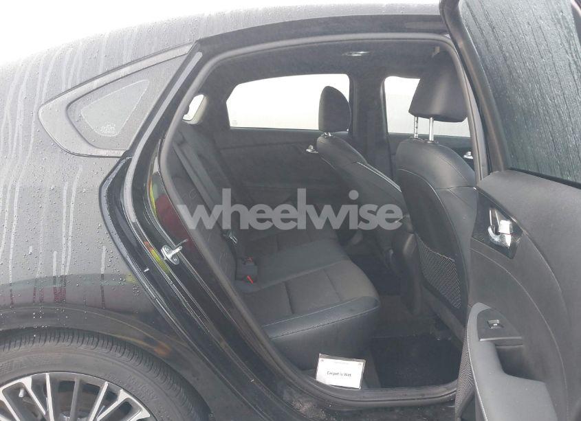 Photo 8 of 2024 Kia Forte GT-LINE (VIN 3KPF54ADXRE742334)