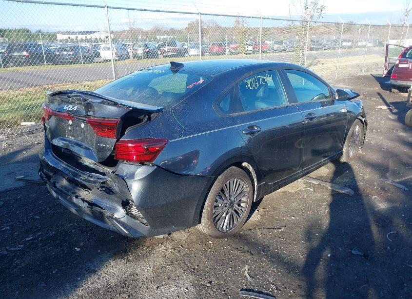 Photo 4 of 2024 Kia Forte GT-LINE (VIN 3KPF54ADXRE745864)