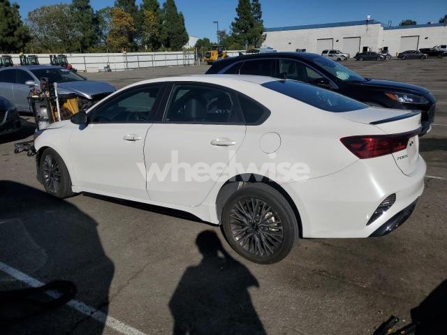 Photo 3 of 2024 KIA FORTE GT LINE (VIN 3KPF54ADXRE749574)