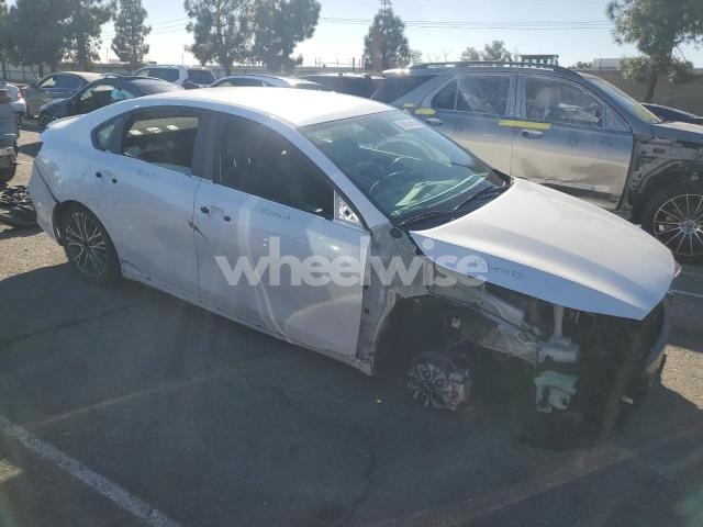 Photo 9 of 2024 KIA FORTE GT LINE (VIN 3KPF54ADXRE749574)