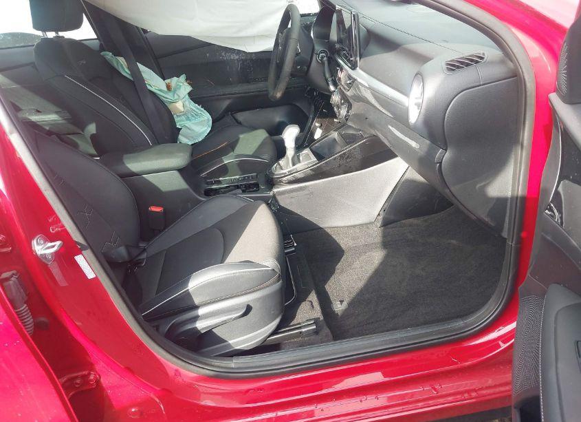 Photo 5 of 2024 Kia Forte GT-LINE (VIN 3KPF54ADXRE778931)