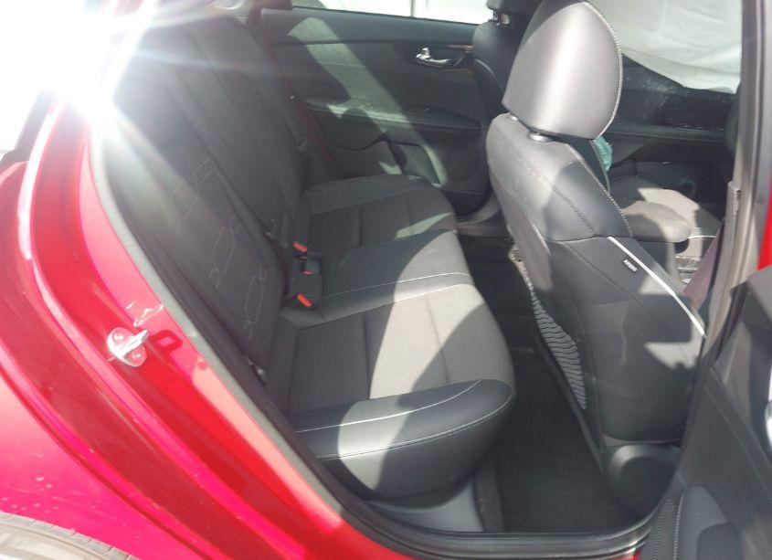 Photo 8 of 2024 Kia Forte GT-LINE (VIN 3KPF54ADXRE778931)