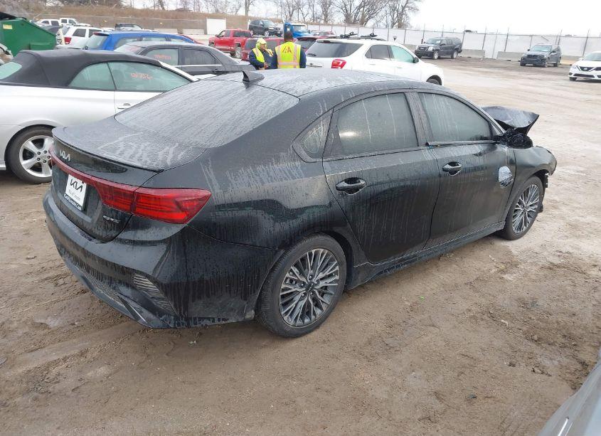 Photo 4 of 2024 Kia Forte GT-LINE (VIN 3KPF54ADXRE794790)