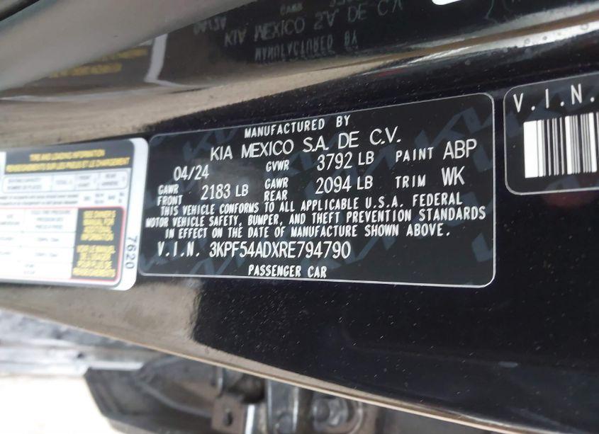 Photo 9 of 2024 Kia Forte GT-LINE (VIN 3KPF54ADXRE794790)