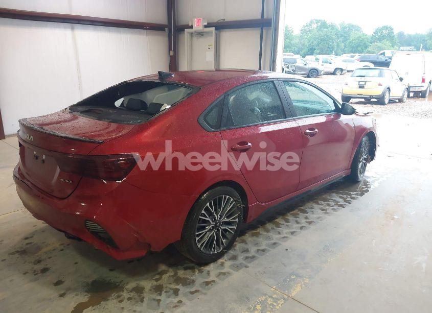 Photo 4 of 2024 Kia Forte GT-LINE (VIN 3KPF54ADXRE823429)