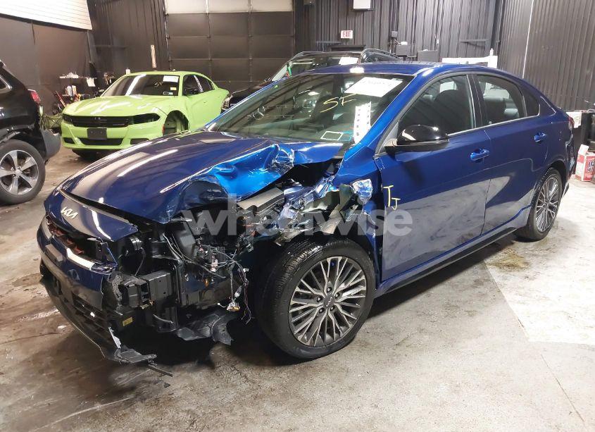 Photo 2 of 2024 Kia Forte GT-LINE (VIN 3KPF54ADXRE824421)