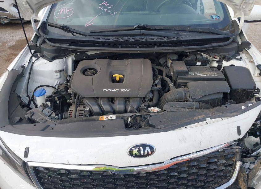 Photo 10 of 2017 Kia Forte LX (VIN 3KPFK4A70HE012353)