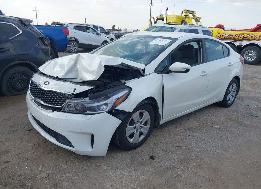 Photo 2 of 2017 Kia Forte LX (VIN 3KPFK4A70HE012353)