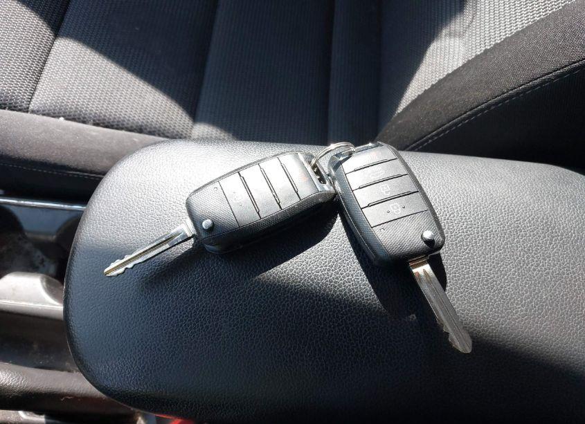 Photo 11 of 2017 Kia Forte LX (VIN 3KPFK4A70HE017505)